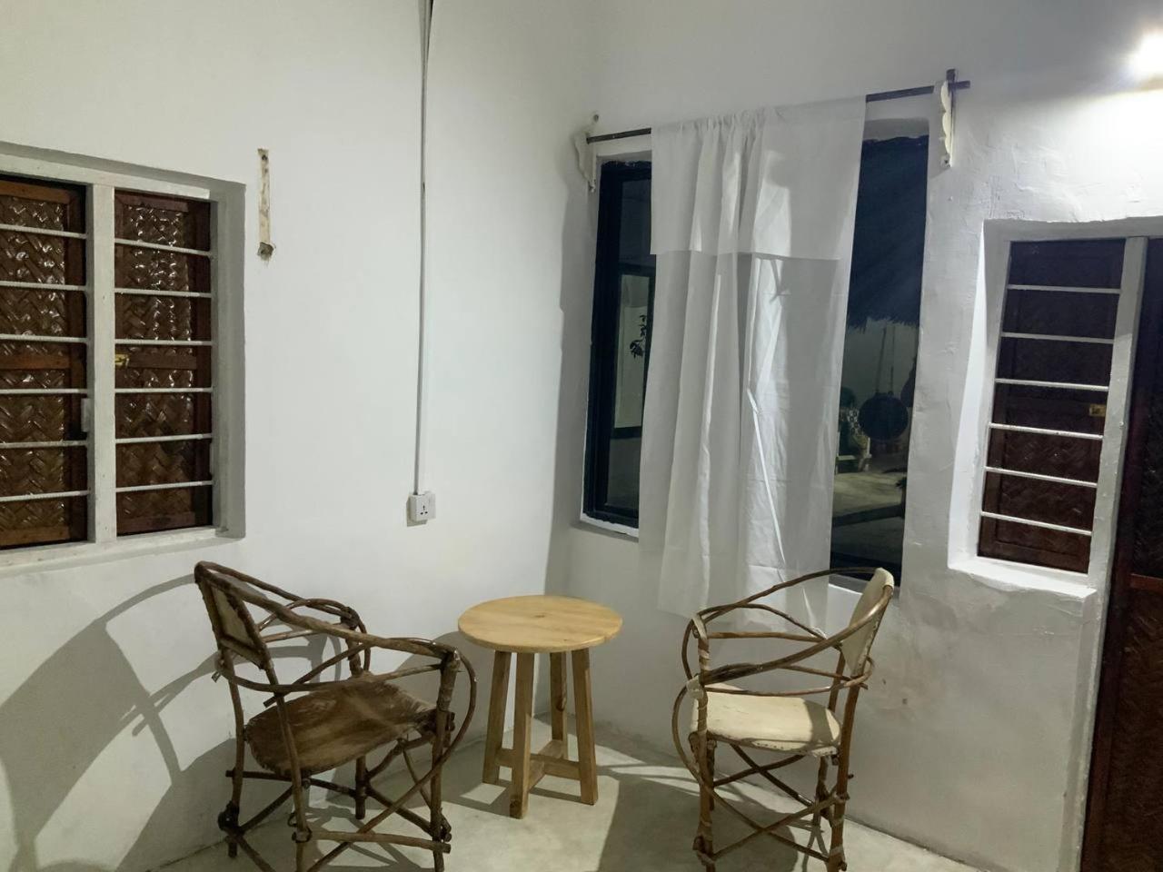 Barefeet Bungalow