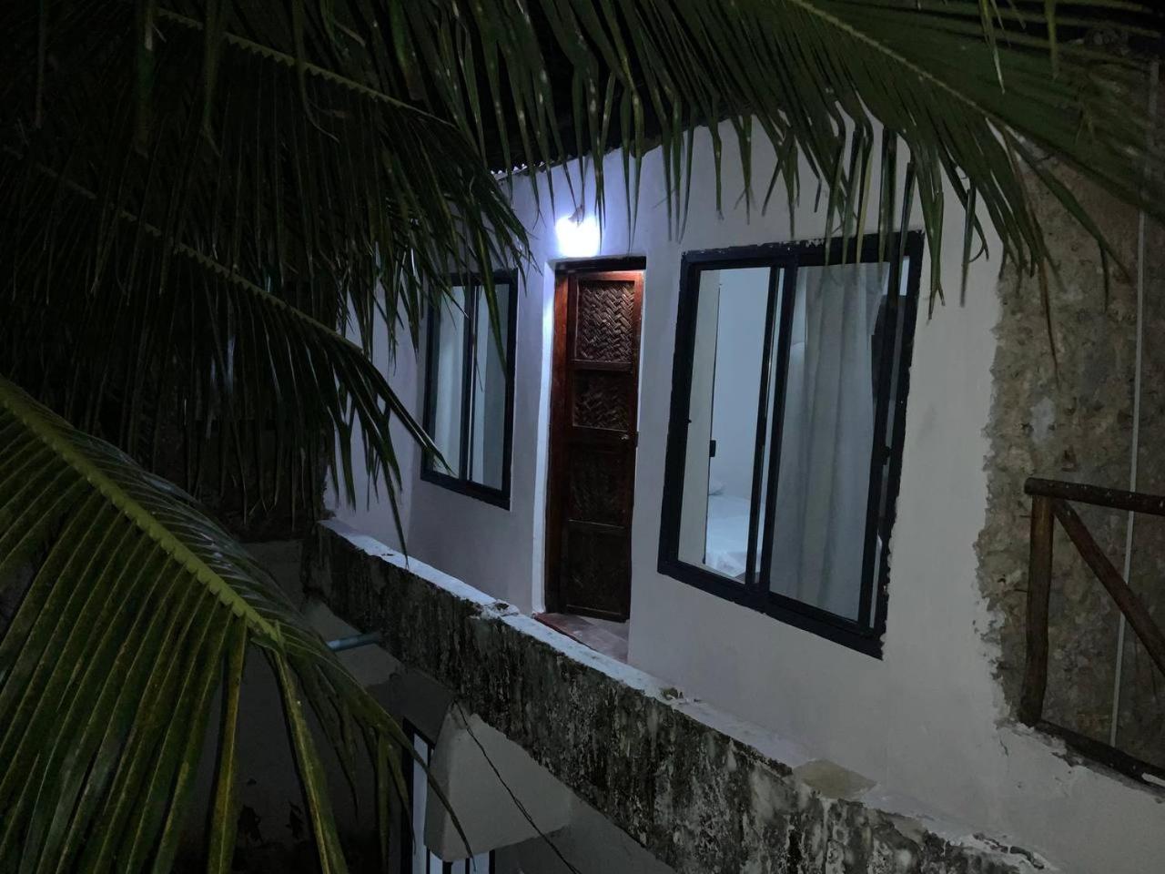 Barefeet Bungalow
