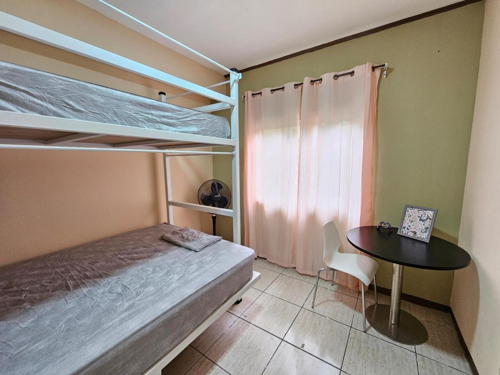 Hostel La Cali Inn