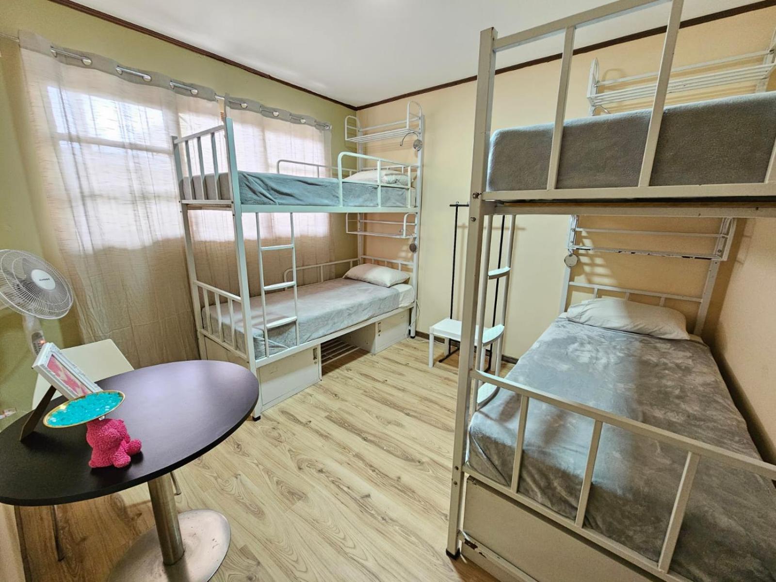 Hostel La Cali Inn
