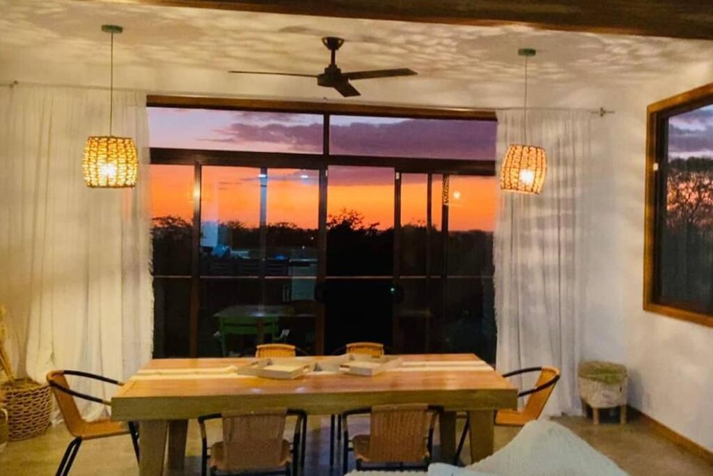 Casa Indy 3bdrm Home with Pool in Town Centre