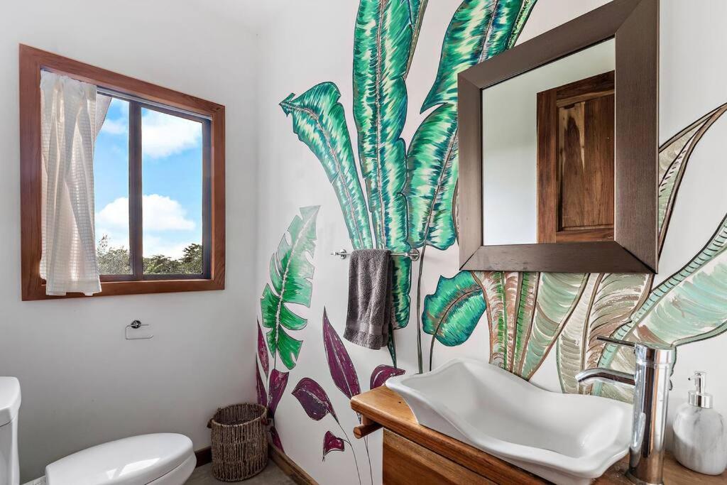 Casa Indy 3bdrm Home with Pool in Town Centre