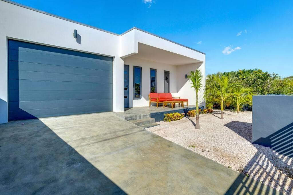 Four Villas with private Magnesium Pool 3 min to the Beach Dive Rinse Tank Villa N4