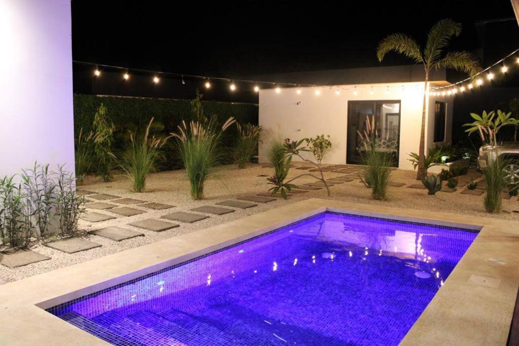 CU19 New 3 Bdrm Mod Home with Casita Prv Pool