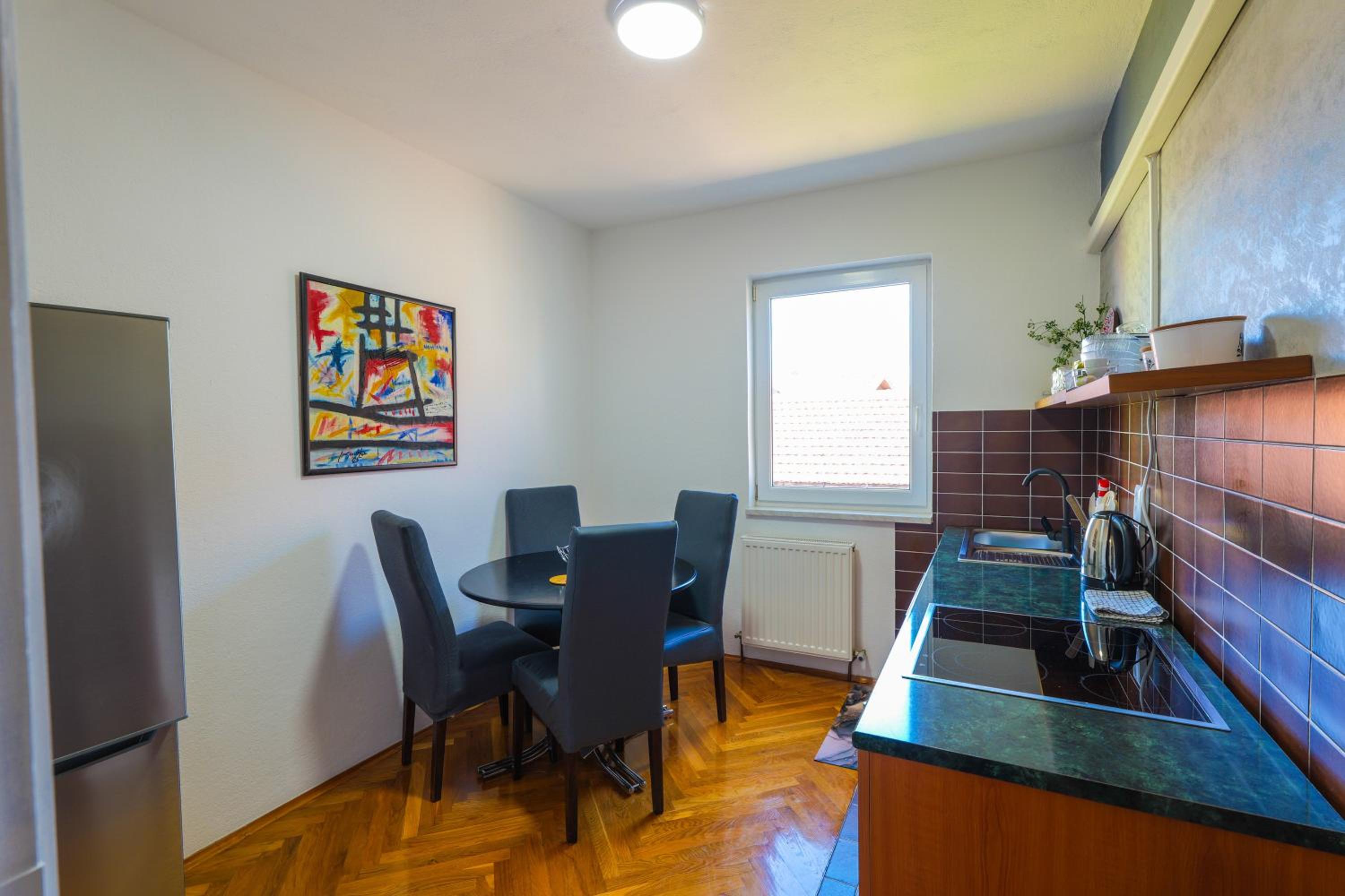 Khalilah Apartment 1