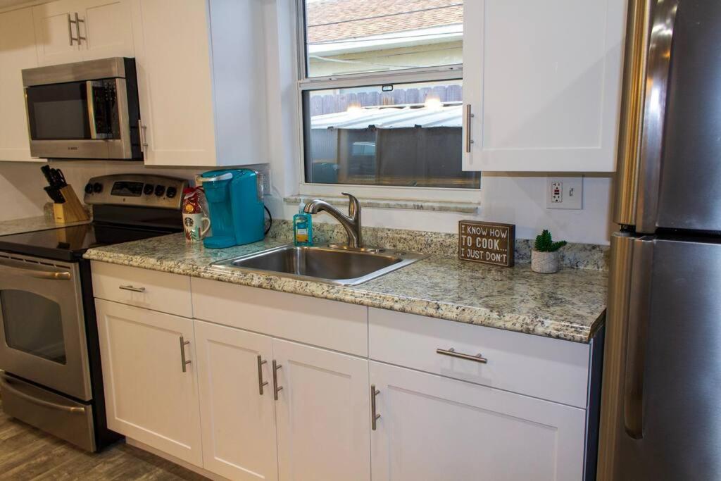 Coastal Home,Walk,Bike to Beach,Large fenced yard, Large driveway view 2