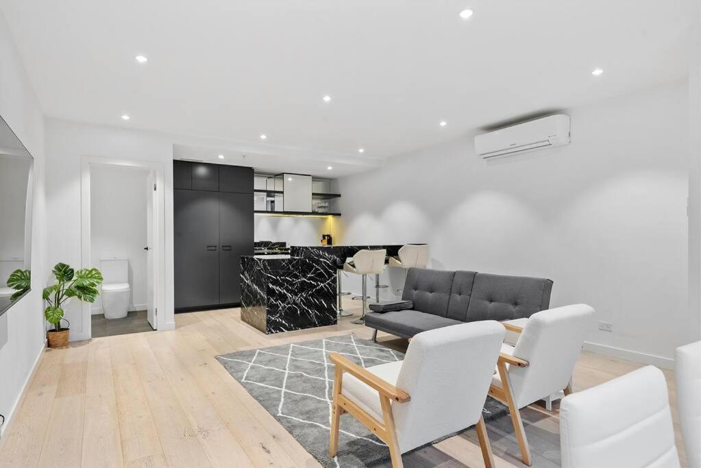 South Melbourne Terrace