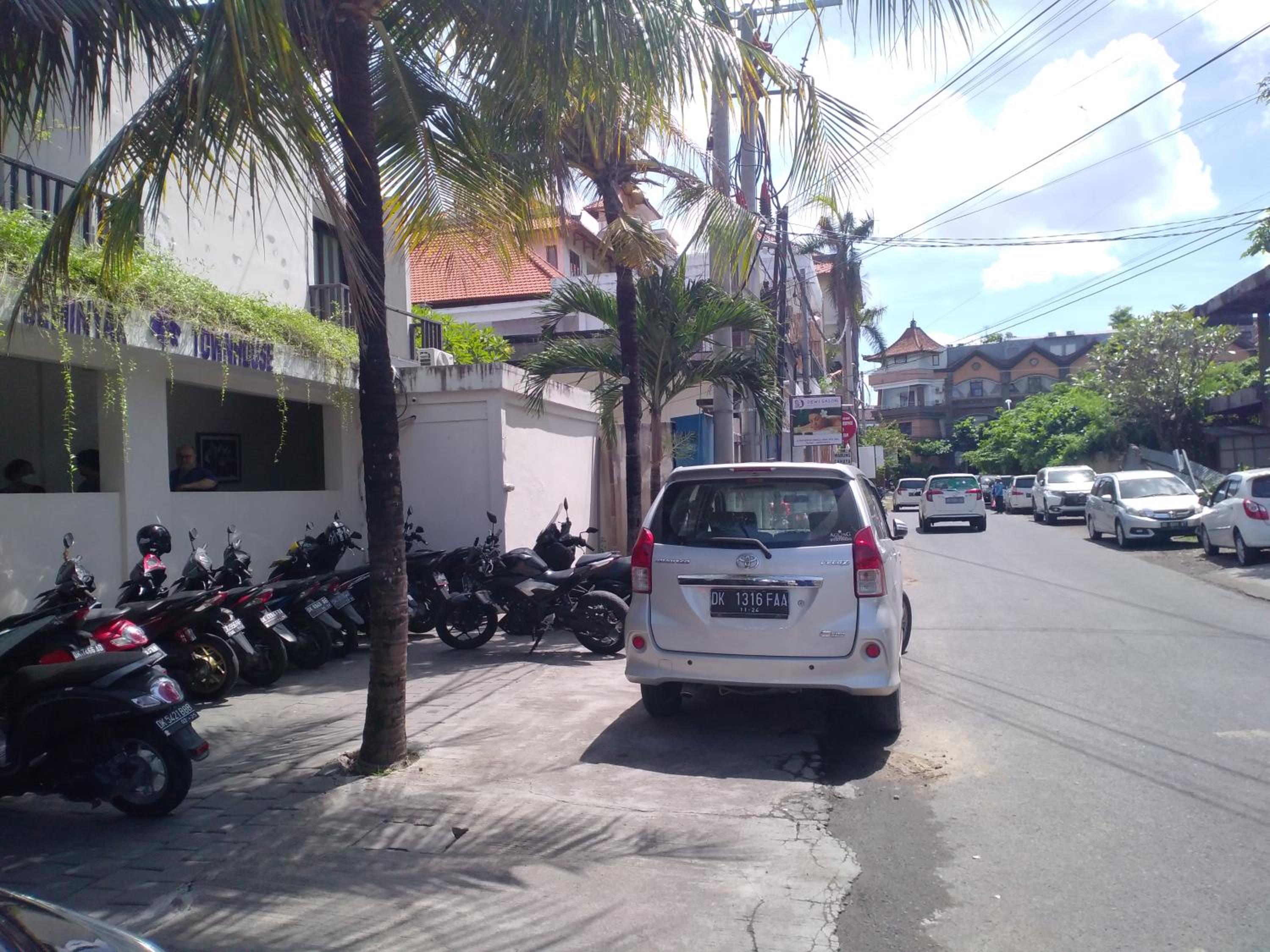 Photo 9