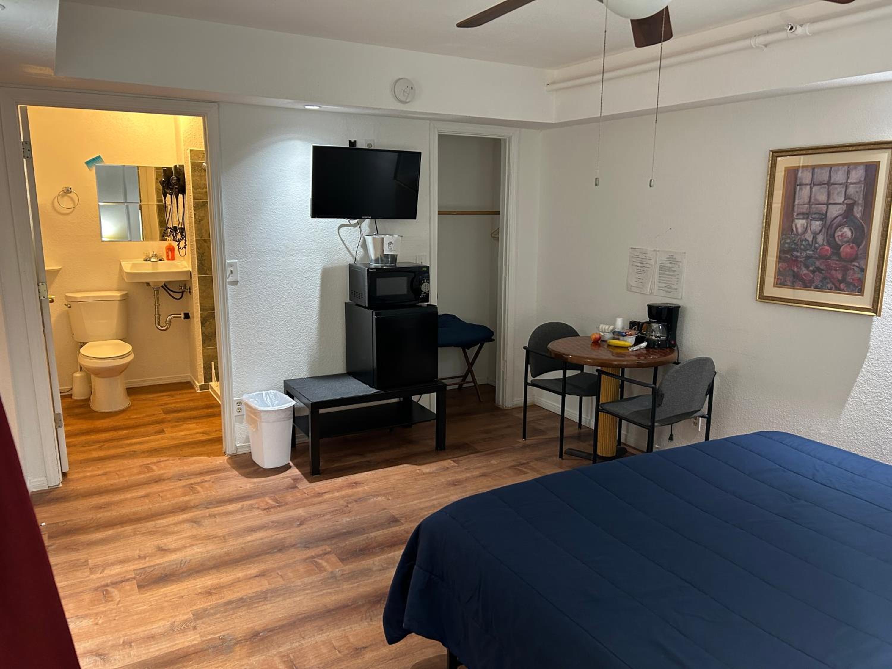 K7 Bed and Breakfast