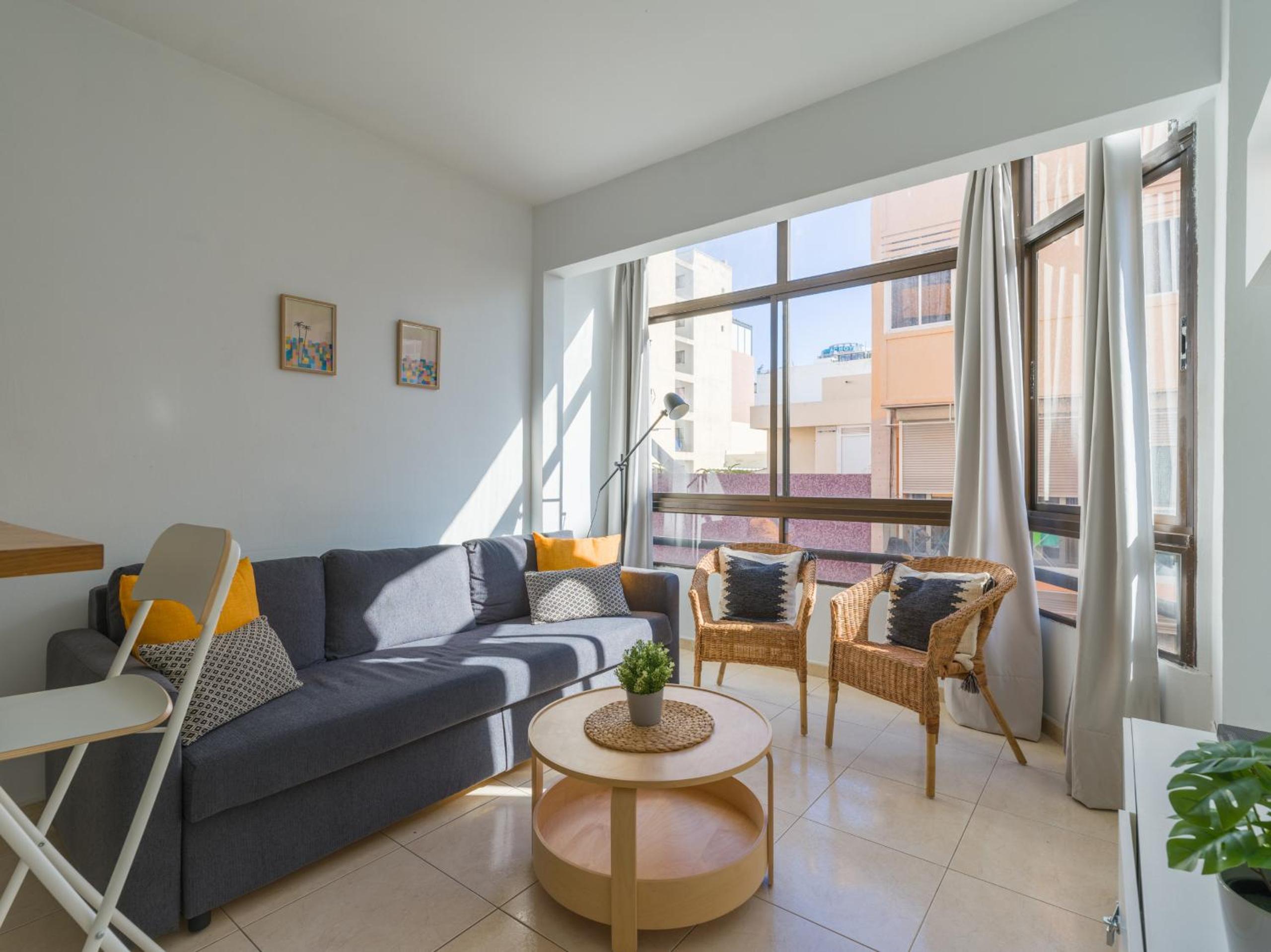 Cozy Flat Nearby Las Canteras