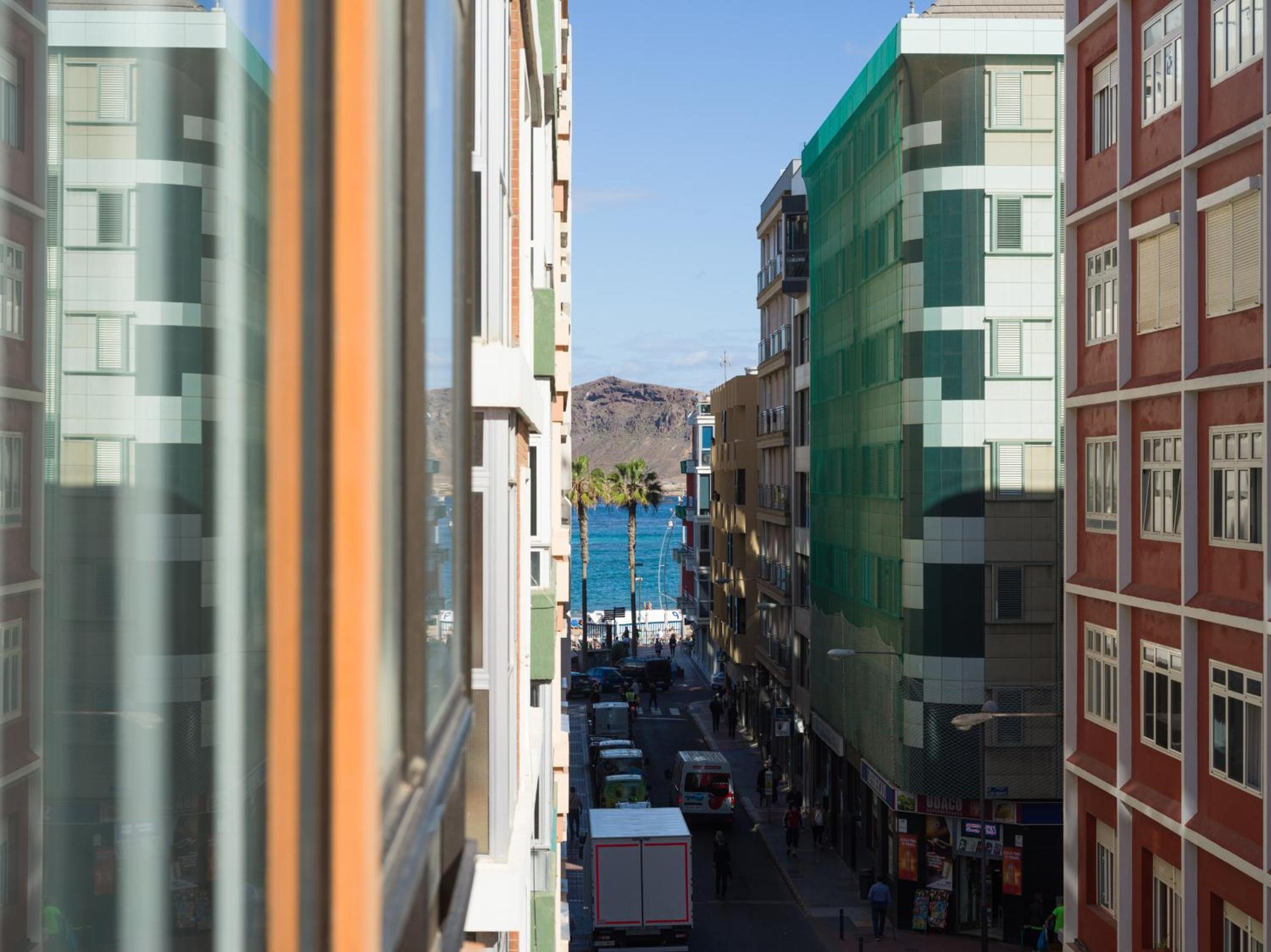 Cozy Flat Nearby Las Canteras