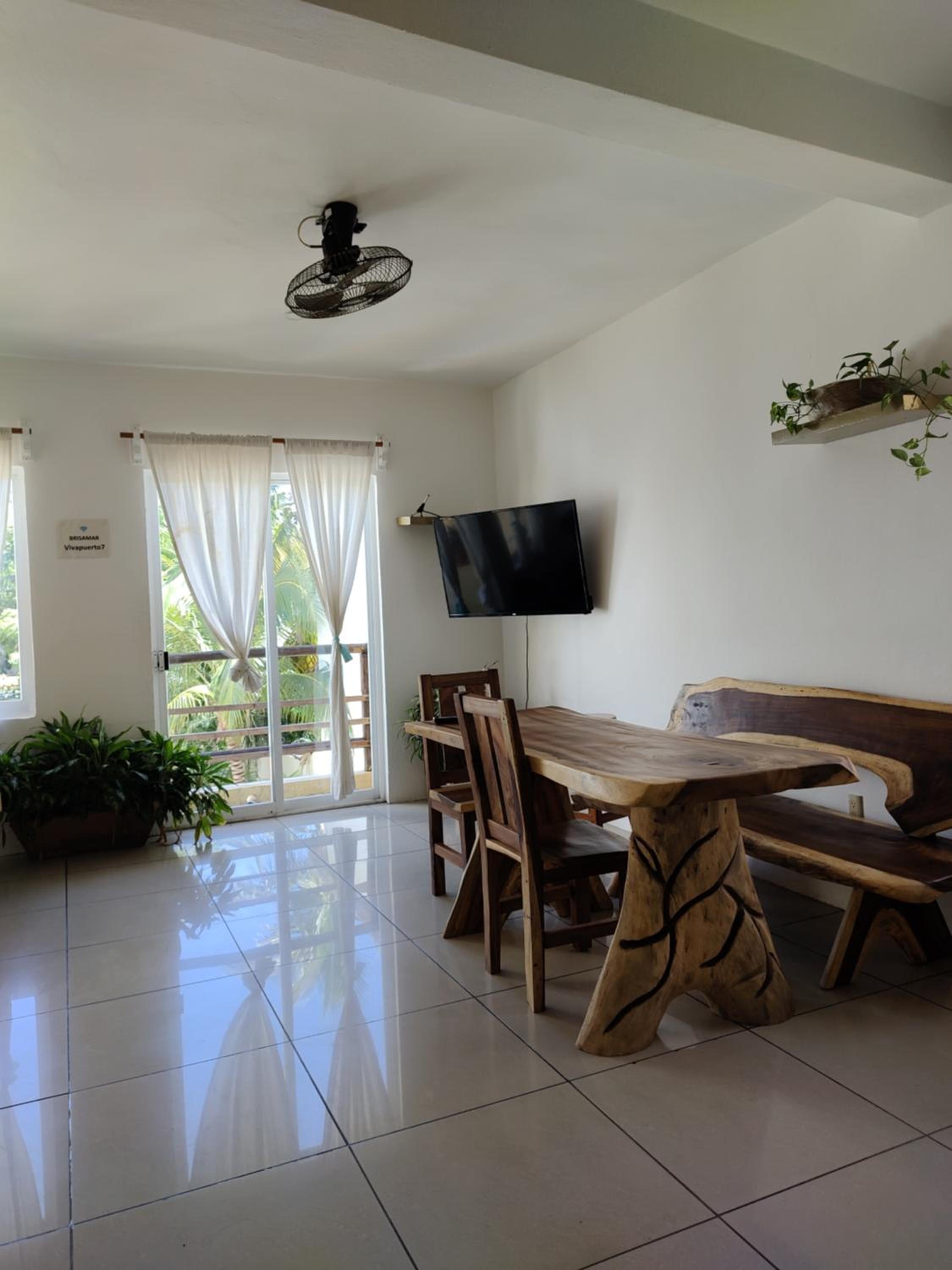 BRISAMAR GUESTHOUSE
