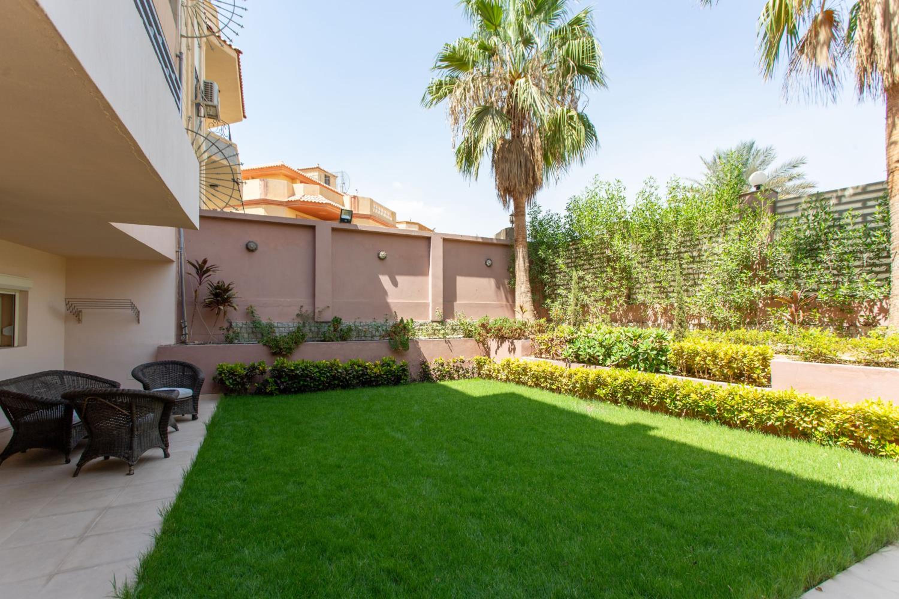 New cairo apartment in front of Garden 8 Mall