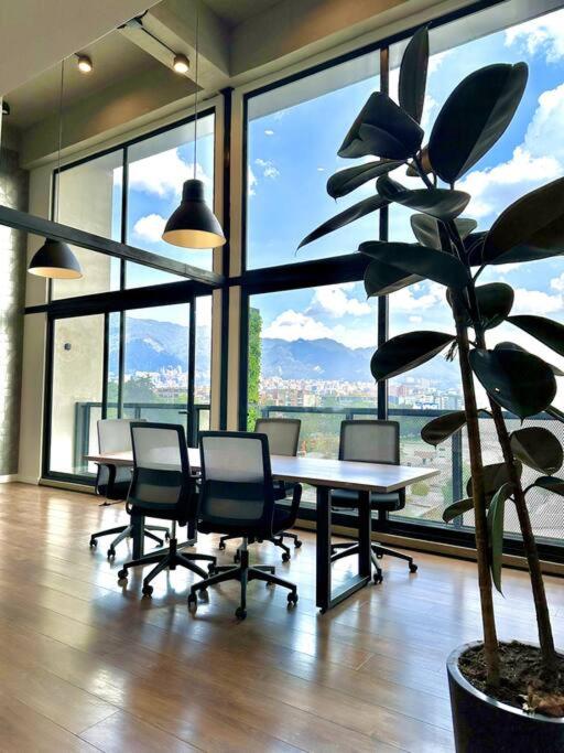 Bogota Sky Loft - Laundry-Coworking-Wifi - 5 Stars