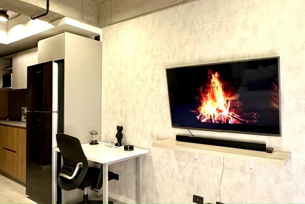Bogota Sky Loft - Laundry-Coworking-Wifi - 5 Stars