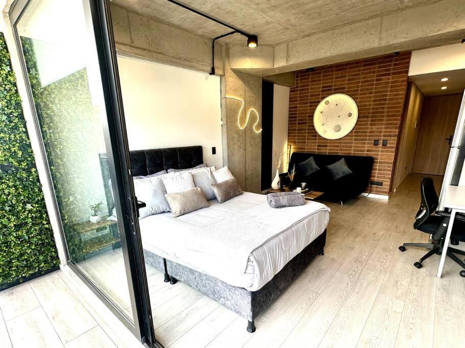 Bogota Sky Loft - Laundry-Coworking-Wifi - 5 Stars