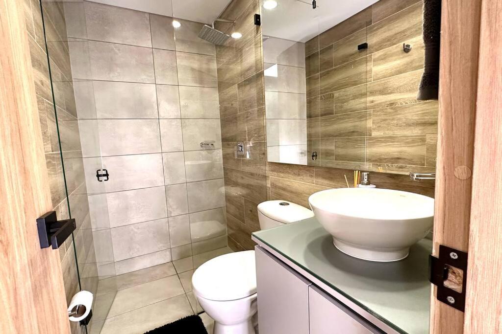 Bogota Sky Loft - Laundry-Coworking-Wifi - 5 Stars