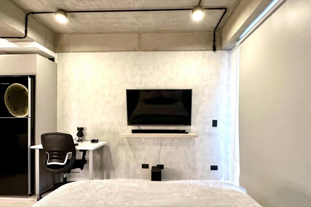 Bogota Sky Loft - Laundry-Coworking-Wifi - 5 Stars