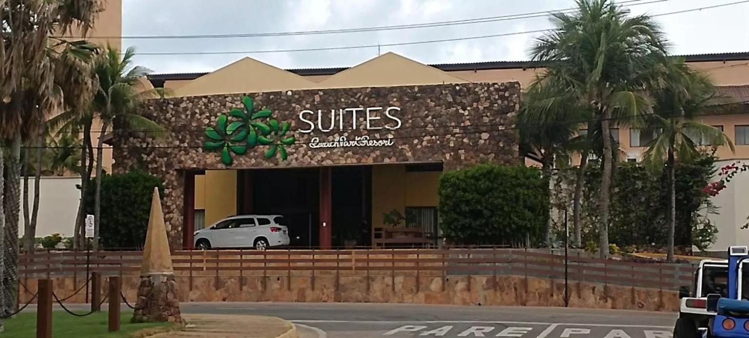 Suites Resort beach Park- Pé na areia ao lado do Parque Aquático