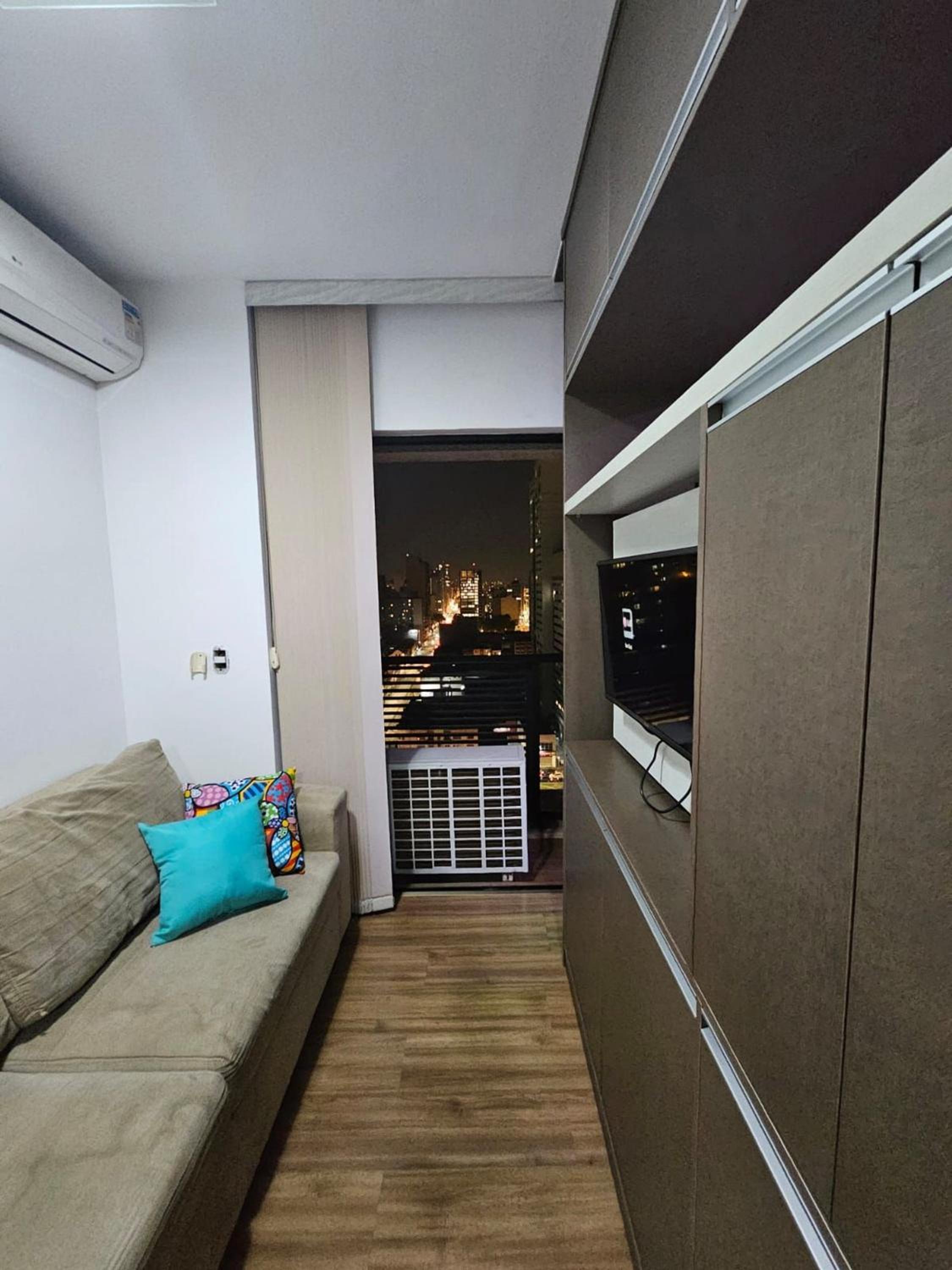 Lifespace: Sofisticação em Localização Nobre com academia e piscina aquecida