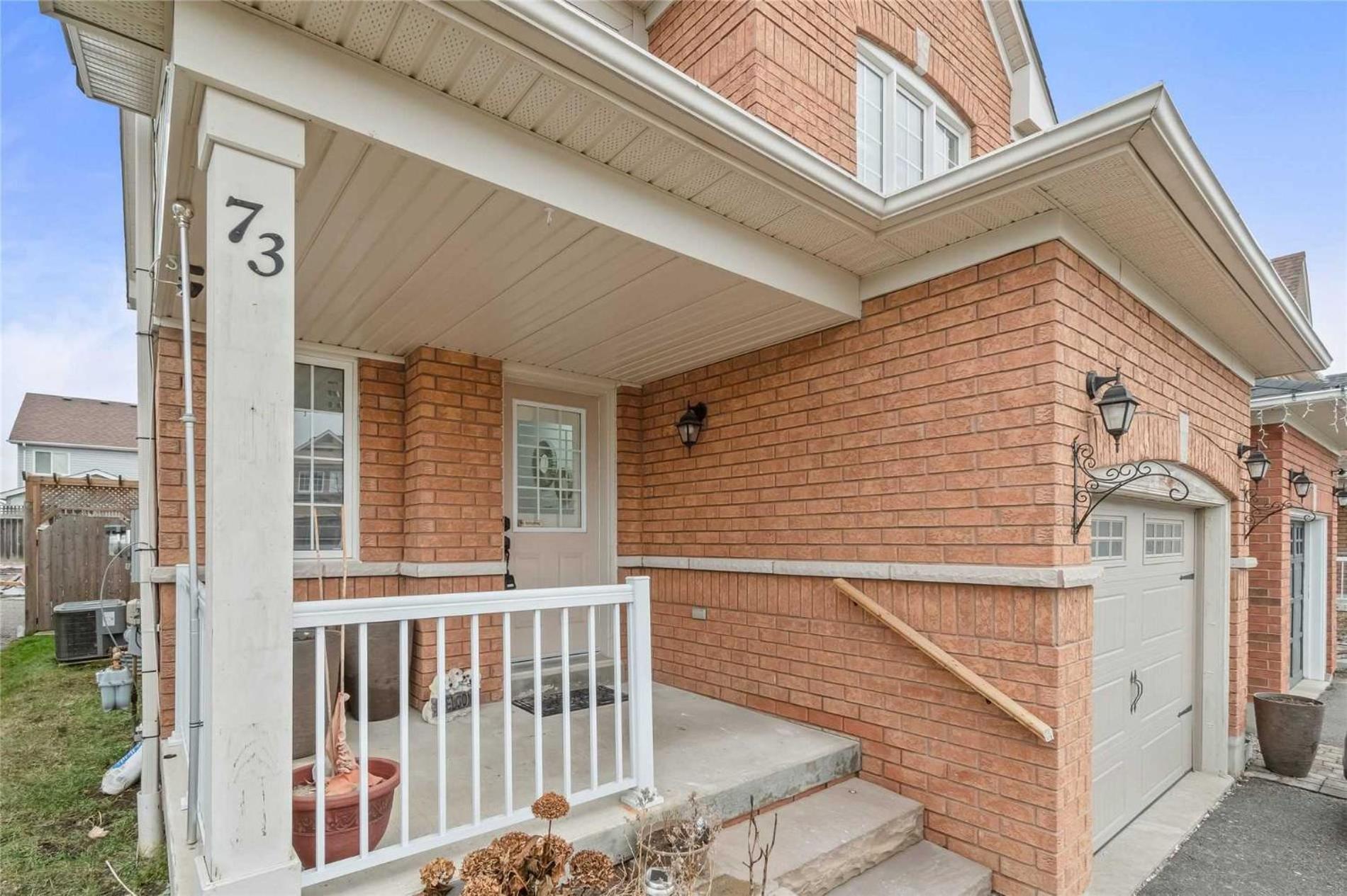 Beautiful 3 bedroom Entire detached home