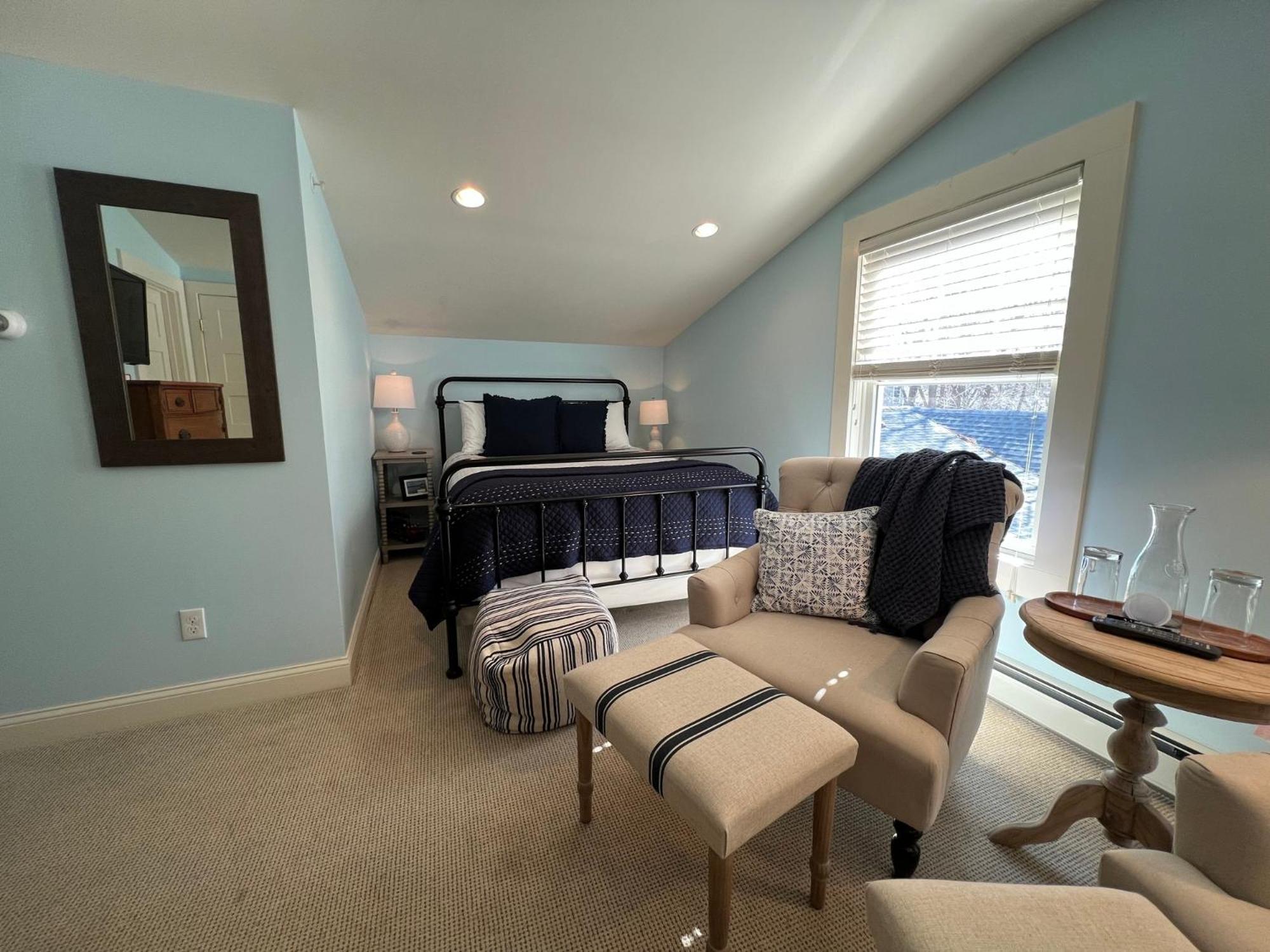 Inn on Shore Road - Property Image 15