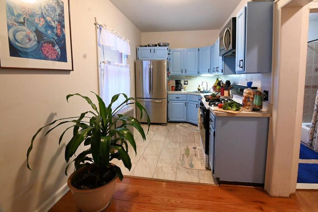 The Gem-Reserve a King-Full or Twin Room with Sauna and Free Parking plus more view 2