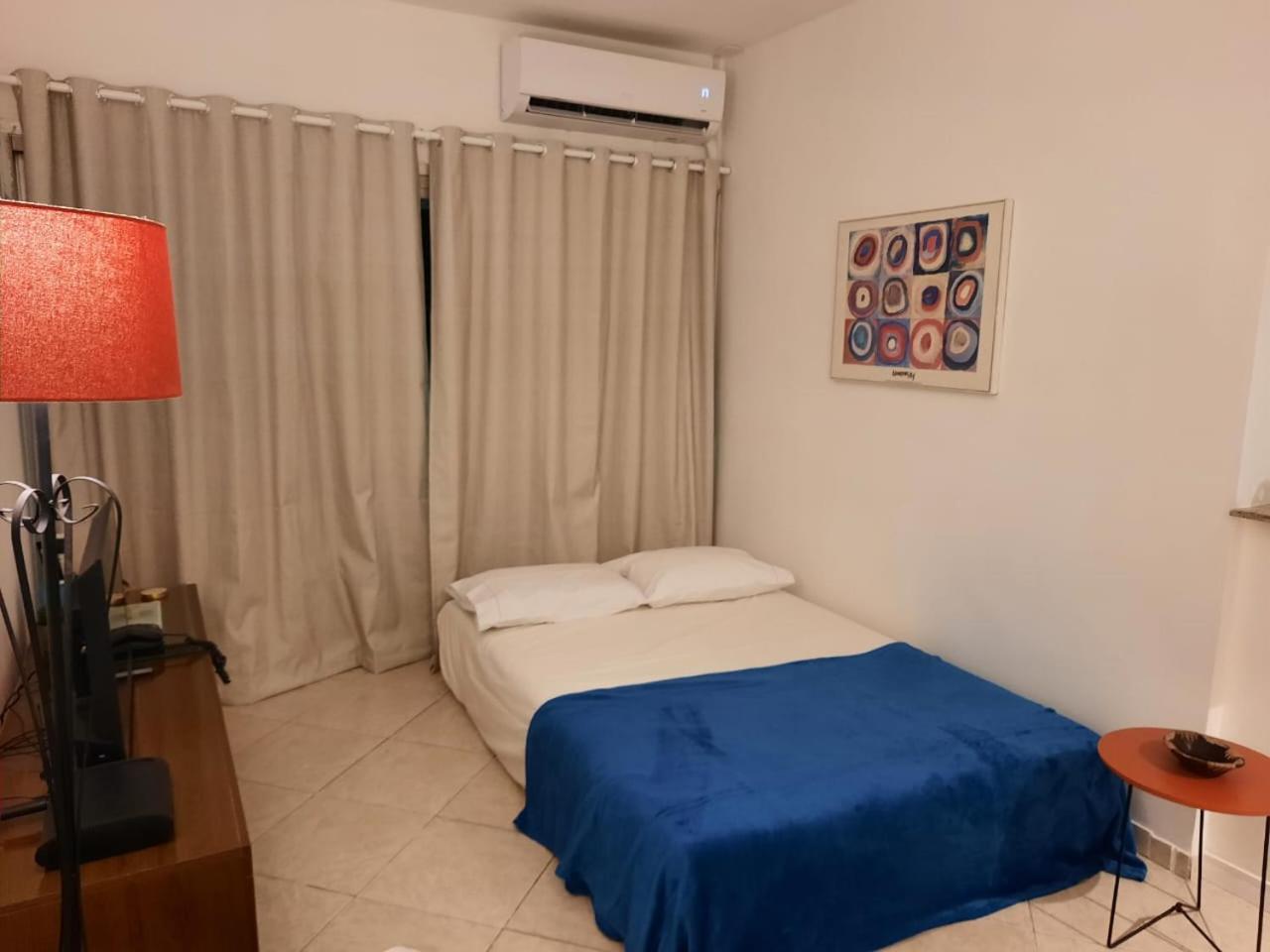Flat - Melhor localização em Copacabana com vista para o Cristo e Estacionamento