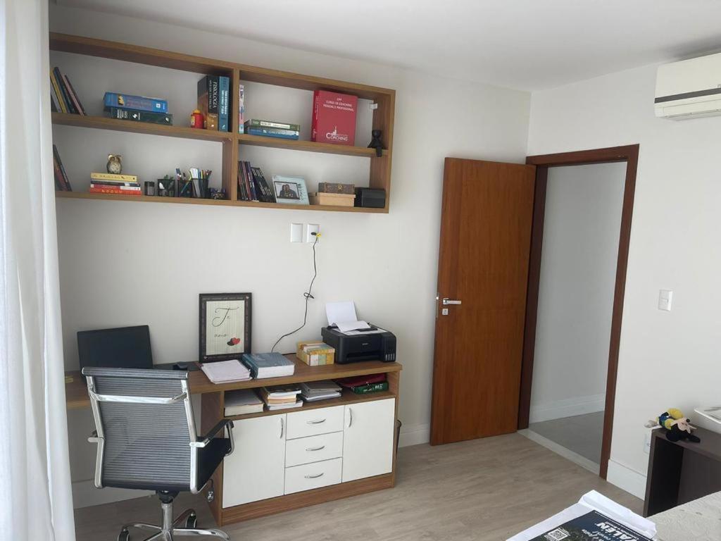 Linda casa próximo ao Busca Vida