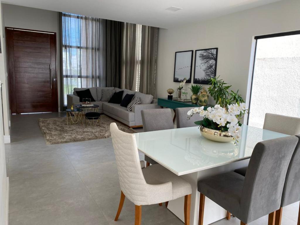 Linda casa próximo ao Busca Vida