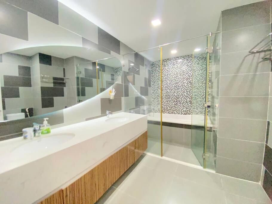 Duplex 3Bed-room have BBQ yarh