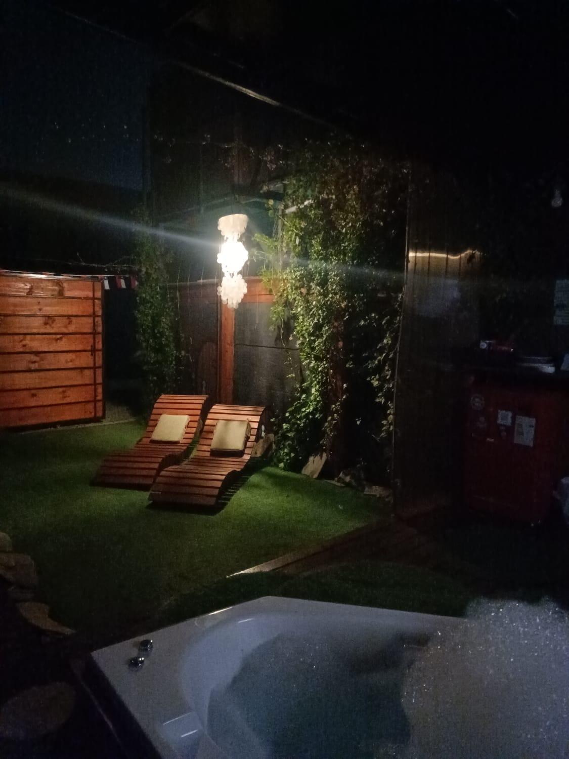 Beehouse TinyGreen Jacuzzi Opcional