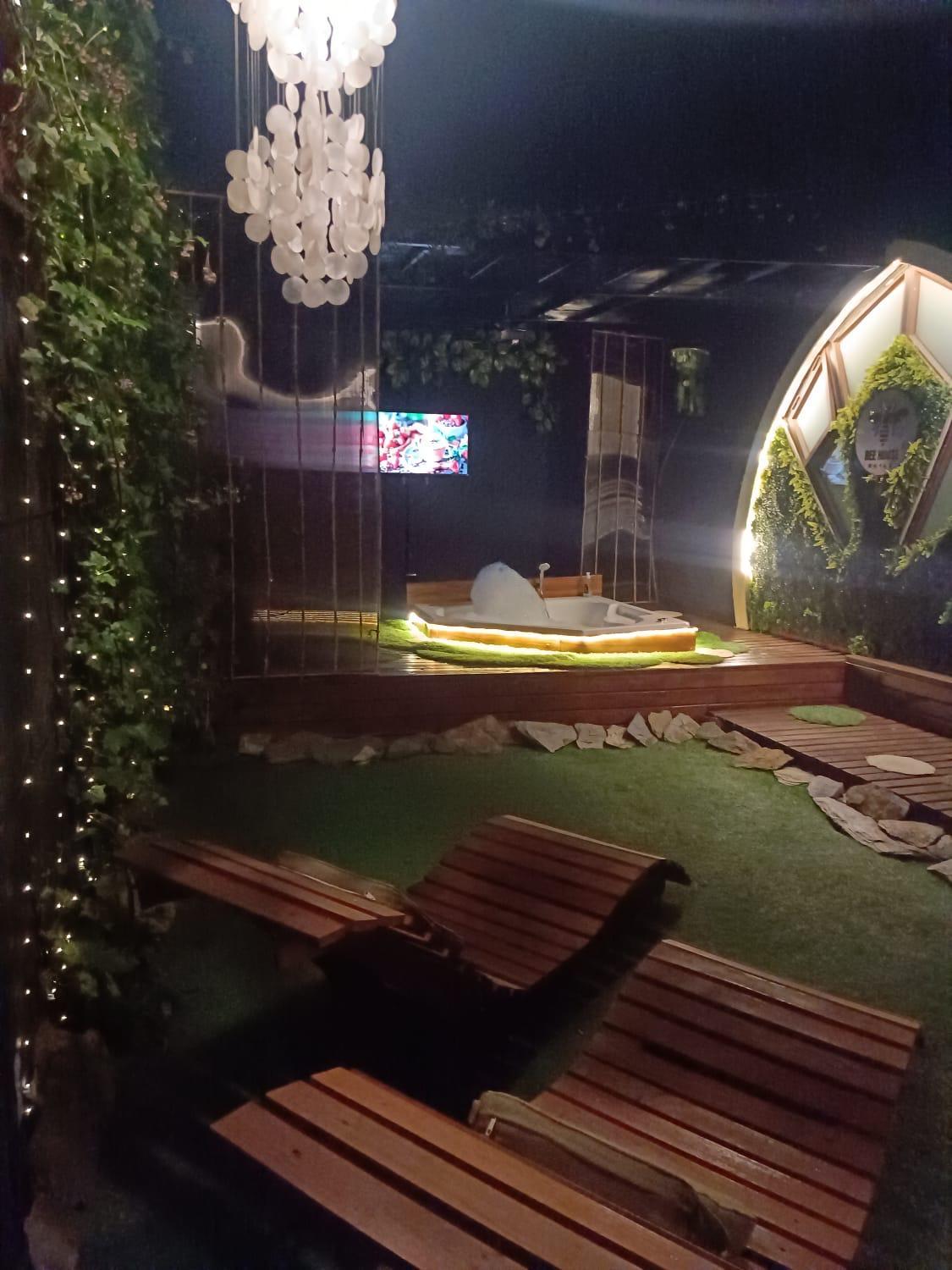 Beehouse TinyGreen Jacuzzi Opcional