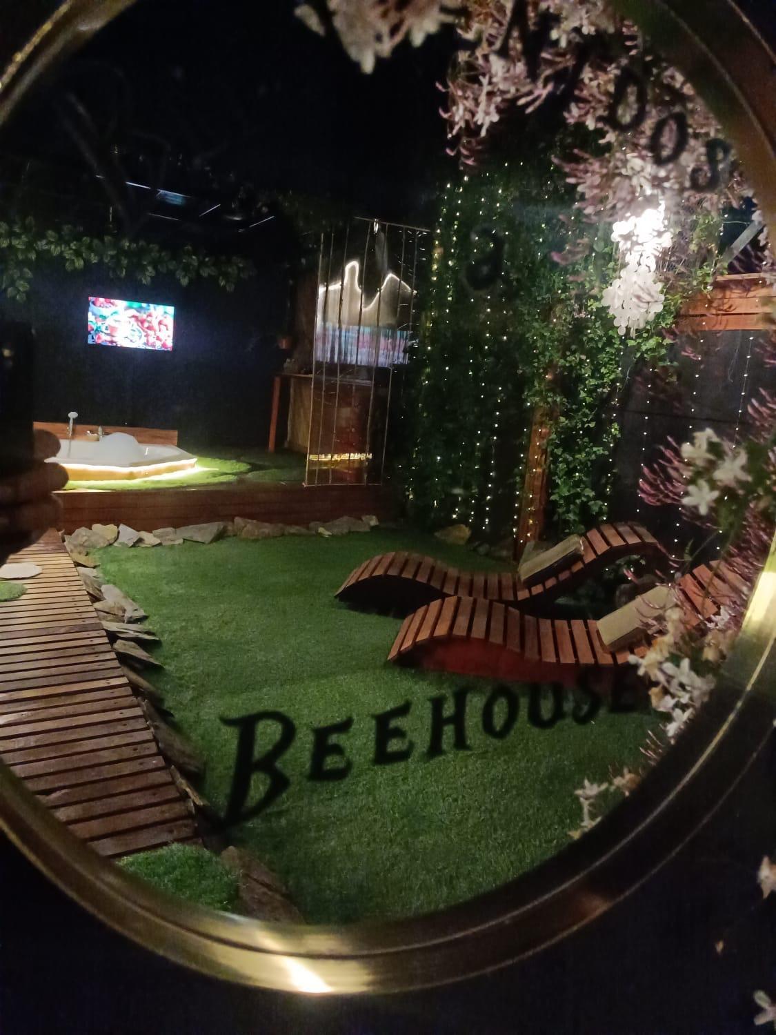 Beehouse TinyGreen Jacuzzi Opcional