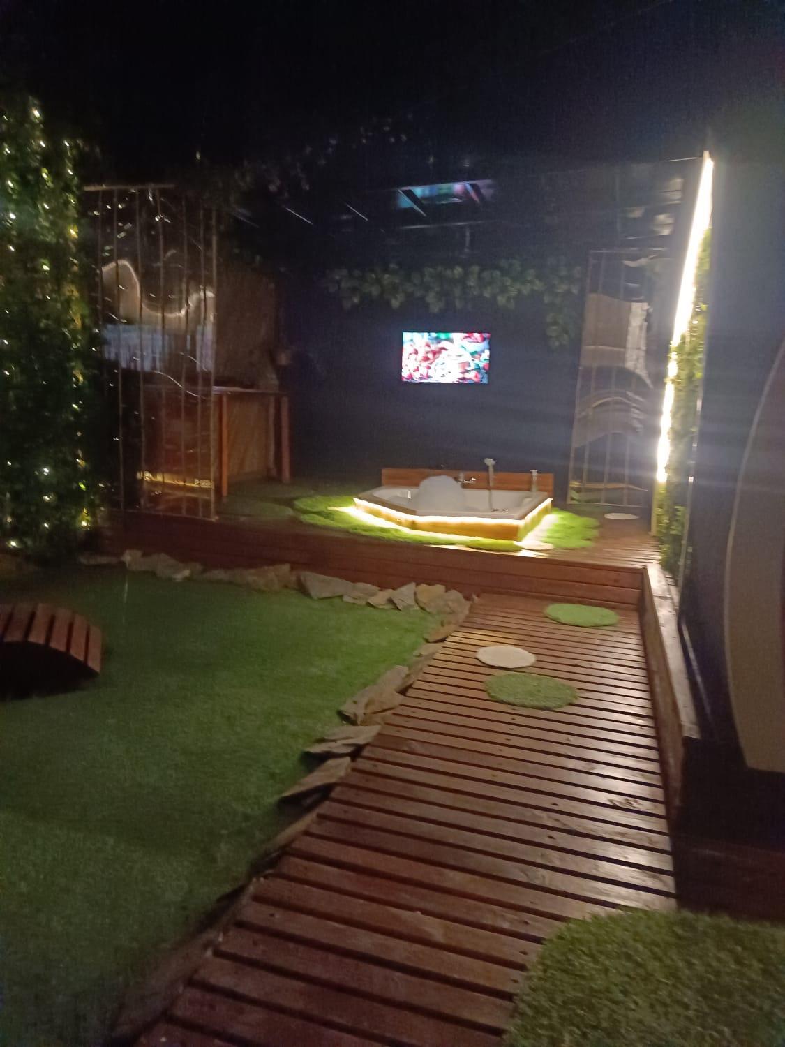 Beehouse TinyGreen Jacuzzi Opcional