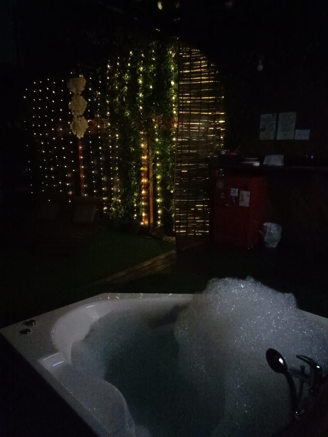 Beehouse TinyGreen Jacuzzi Opcional