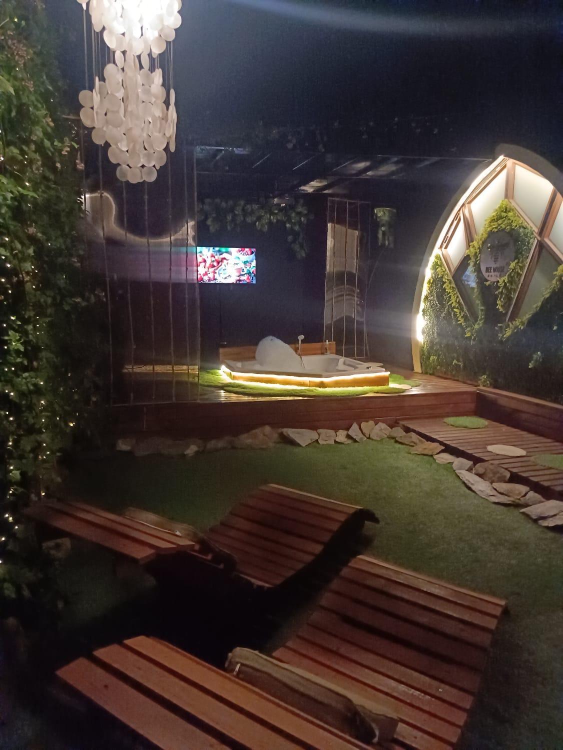 Beehouse TinyGreen Jacuzzi Opcional