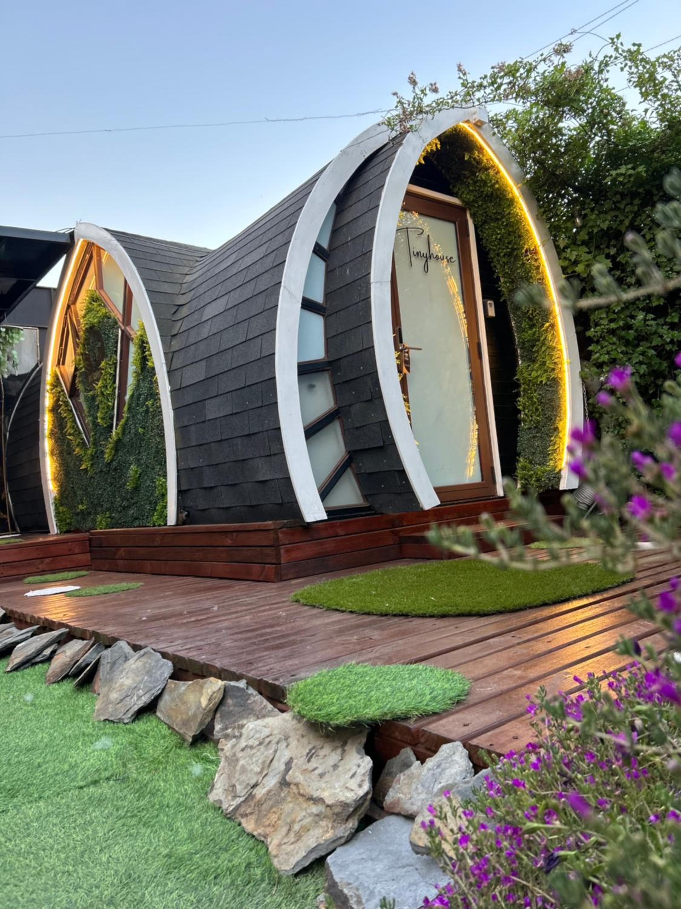 Beehouse TinyGreen Jacuzzi Opcional