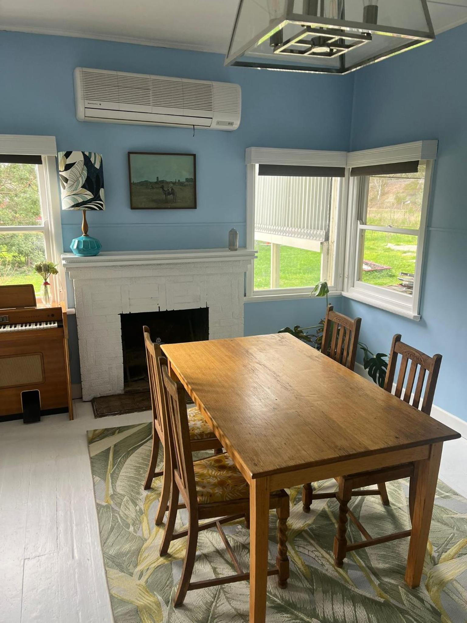 Cosy, historical & affordable one bedroom apartment, 5kms from Castlemaine, 2 kms from the Calder