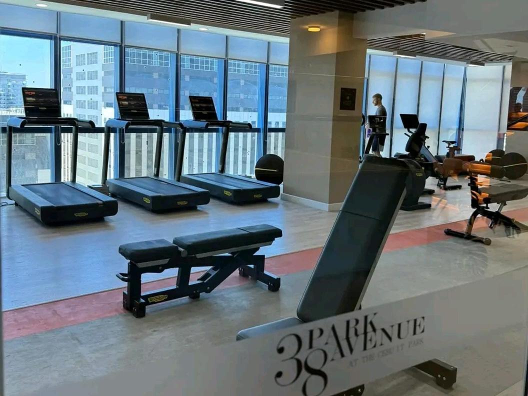 Prime location, condo in I T Park view 3