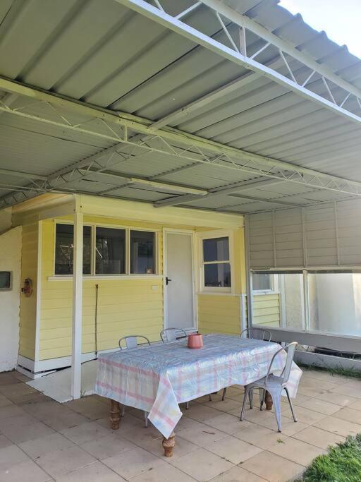 Cosy, historic & affordable 2-bed apartment - 5kms from Castlemaine, 2kms from Calder