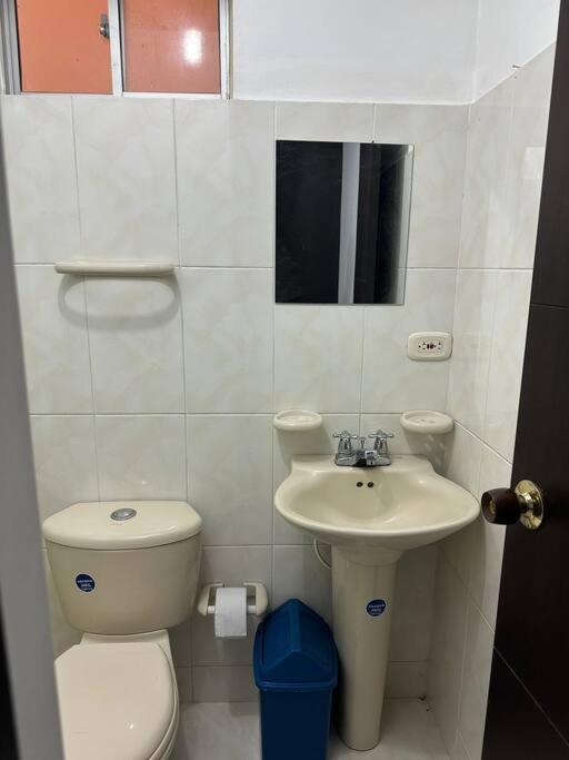 Amplio Apartamento Parqueadero y Piscina Cerca al CC Gran Plaza