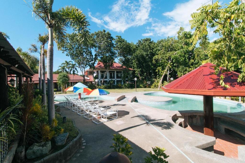 RedDoorz Plus @ Rio Grande de Laoag Resort Hotel Ilocos Norte view 2