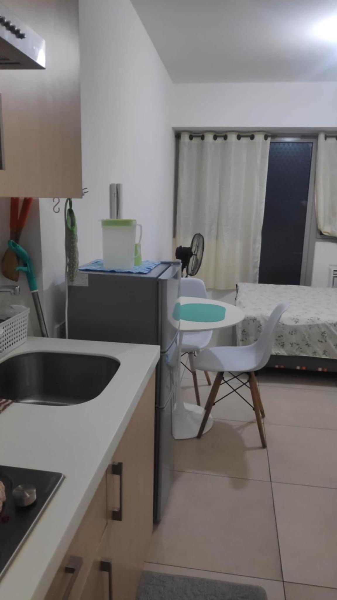 Feby Condo Staycation