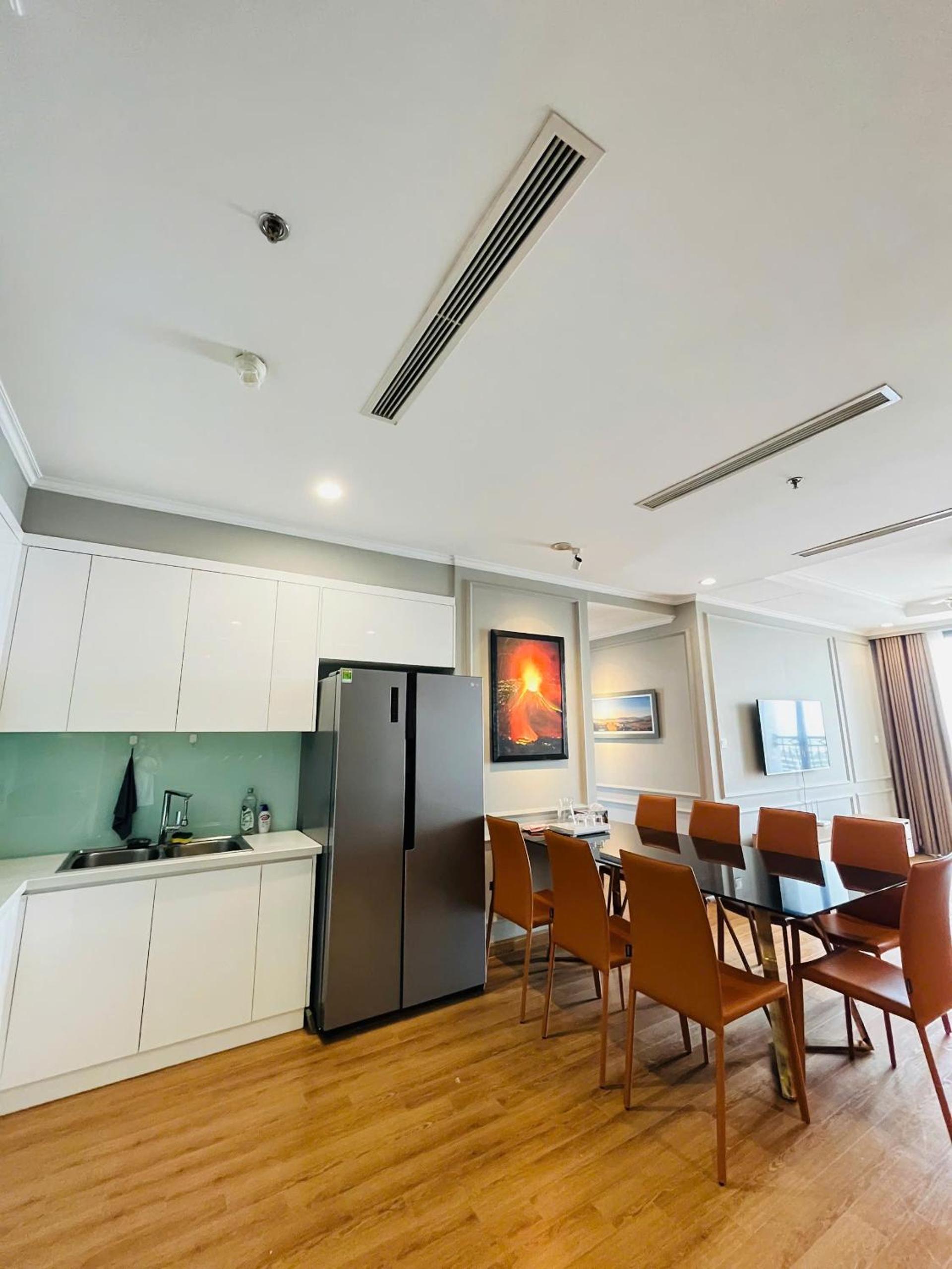 Royal City Apartment Nguyễn Trãi, Thanh Xuân by Helen