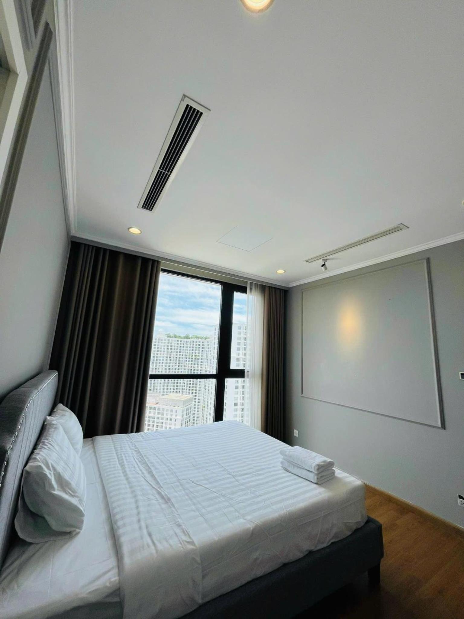 Royal City Apartment Nguyễn Trãi, Thanh Xuân by Helen