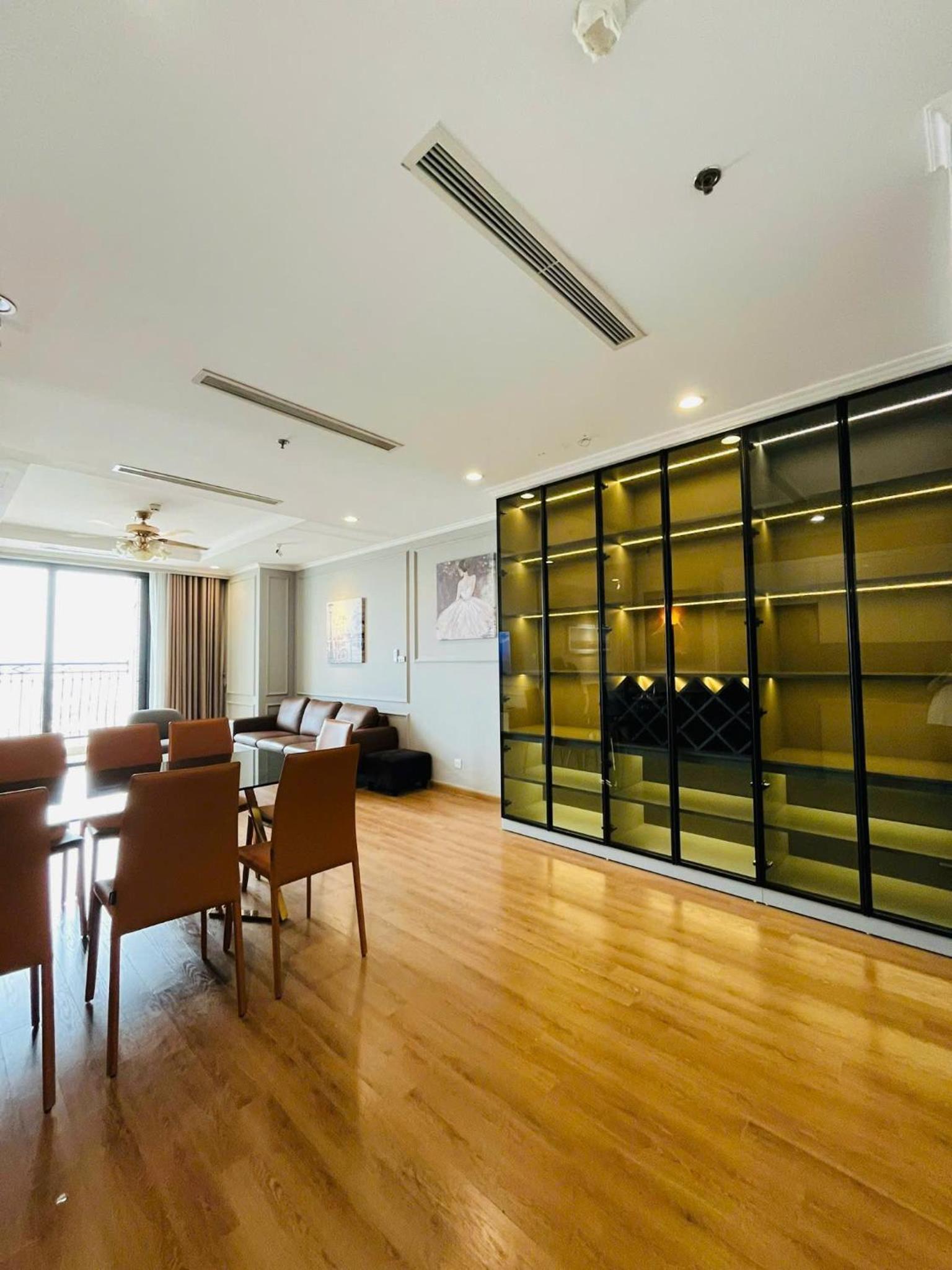 Royal City Apartment Nguyễn Trãi, Thanh Xuân by Helen