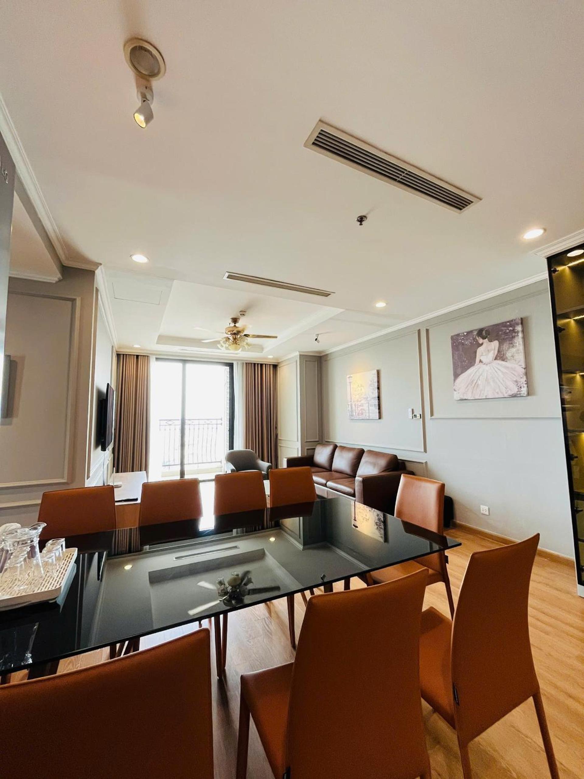 Royal City Apartment Nguyễn Trãi, Thanh Xuân by Helen
