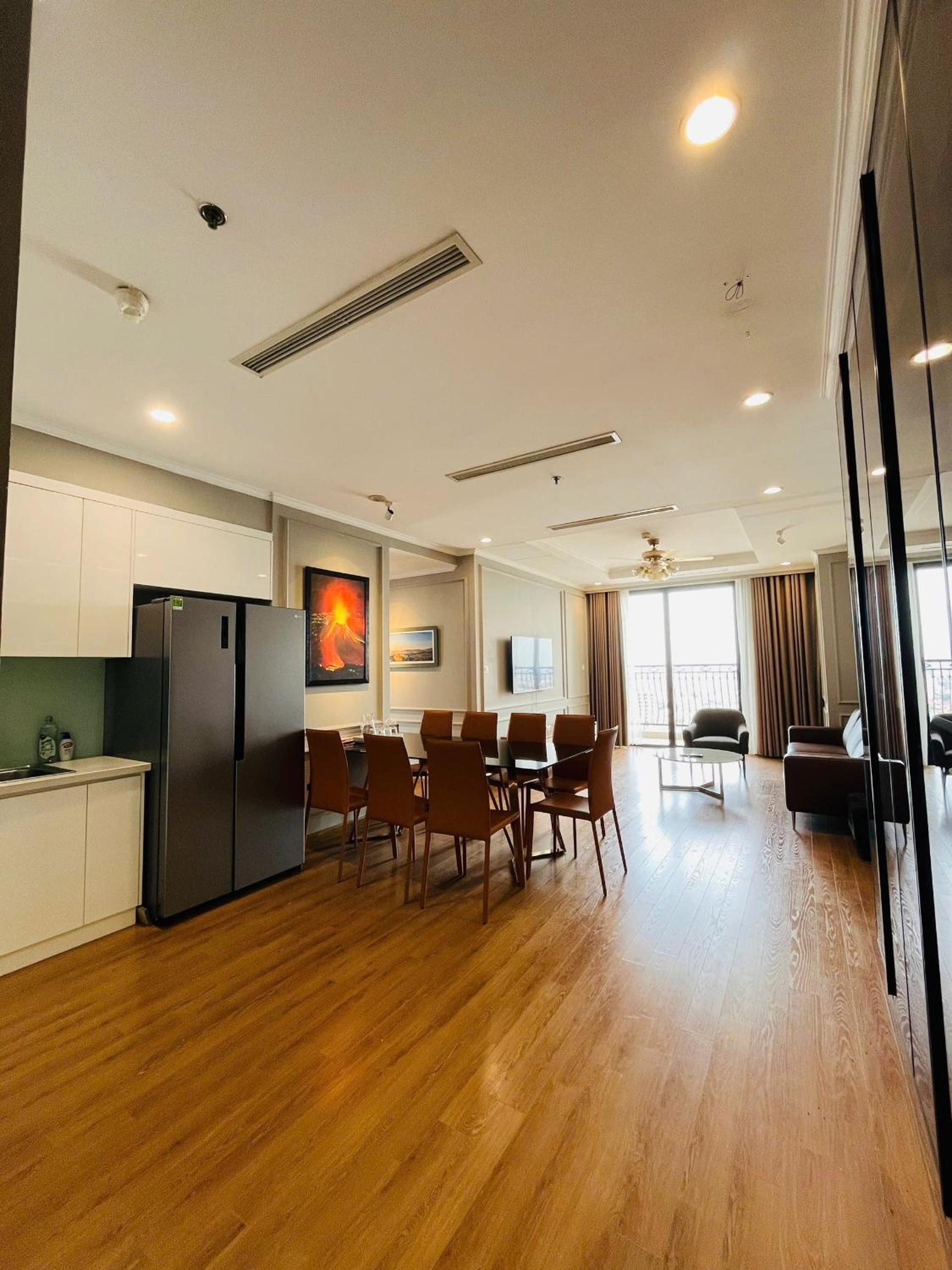Royal City Apartment Nguyễn Trãi, Thanh Xuân by Helen