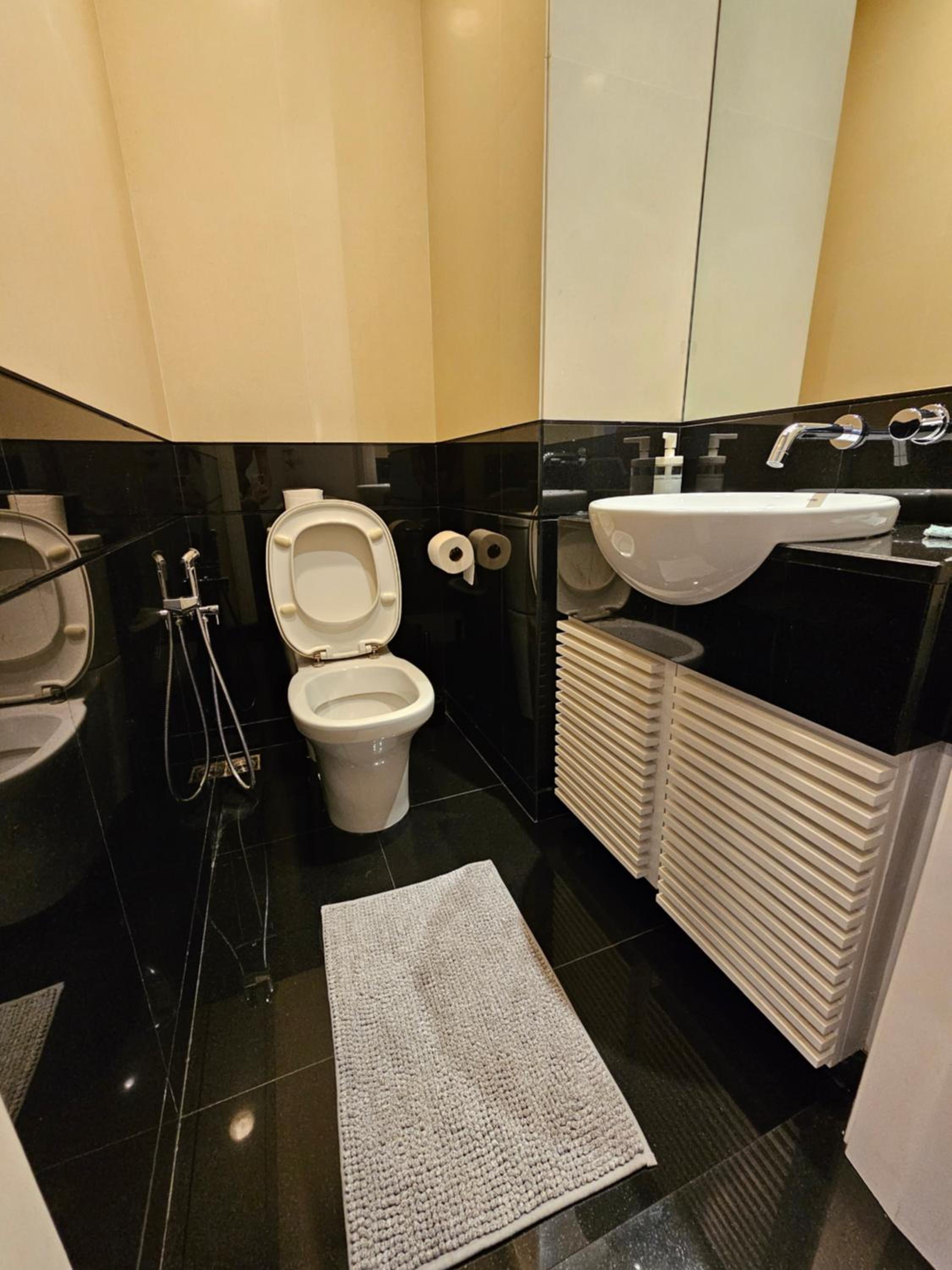 Resort Style Haven 3BR6pax St Mary KLCC Twin Towers View